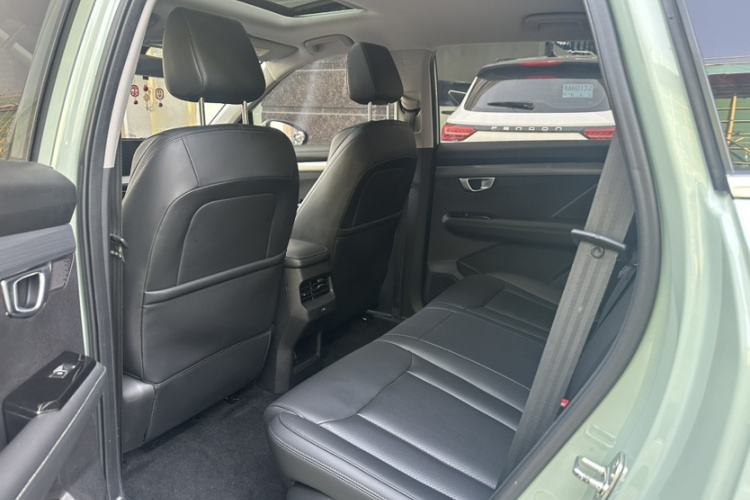 五菱汽车 五菱星辰 2021款 1.5T CVT星辉版中控内饰7003