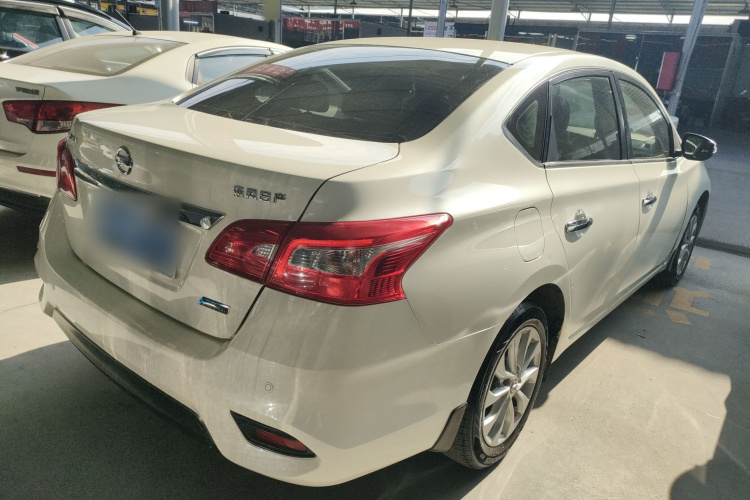 日产 轩逸 2019款 1.6XV CVT智联尊享版 国VI车身外观6005