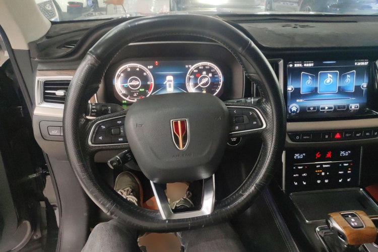 红旗HS7 2021款 2.0T DCT两驱智联旗畅版中控内饰13