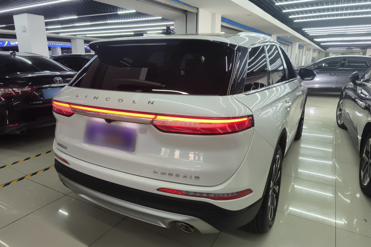 林肯 冒险家 2022款 2.0T 两驱尊雅版车身外观6005