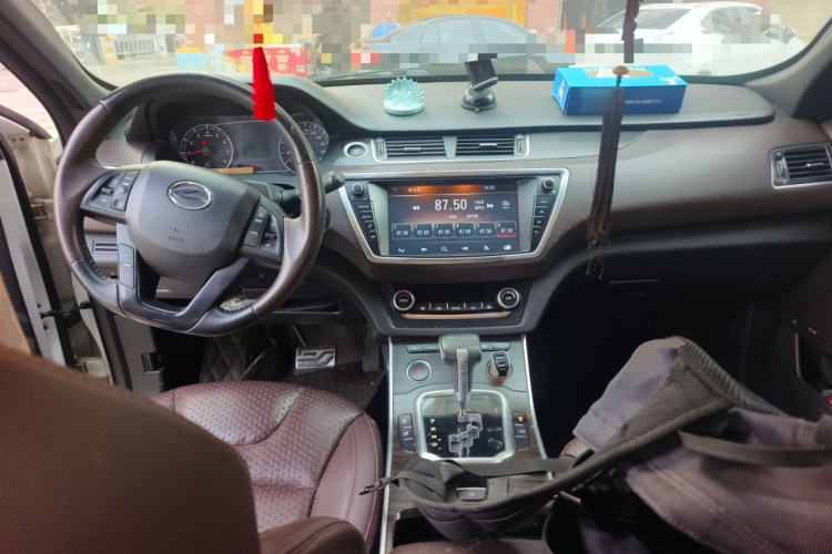 陆风X7 2015款 2.0T 全景尊贵版中控内饰12