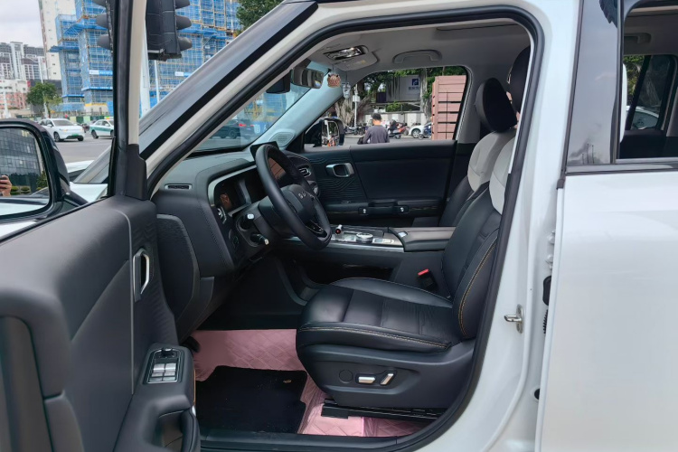 北京BJ30 2024款 1.5T 魔核电驱进阶版中控内饰7002