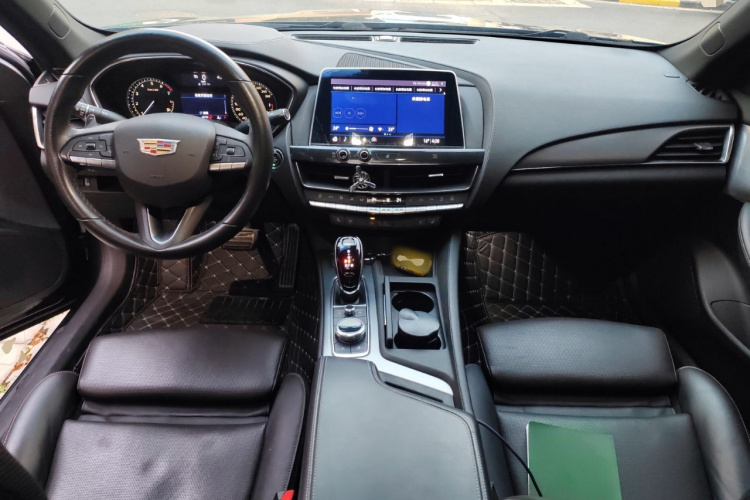 凯迪拉克CT5 2020款 改款 28T 领先运动型中控内饰12