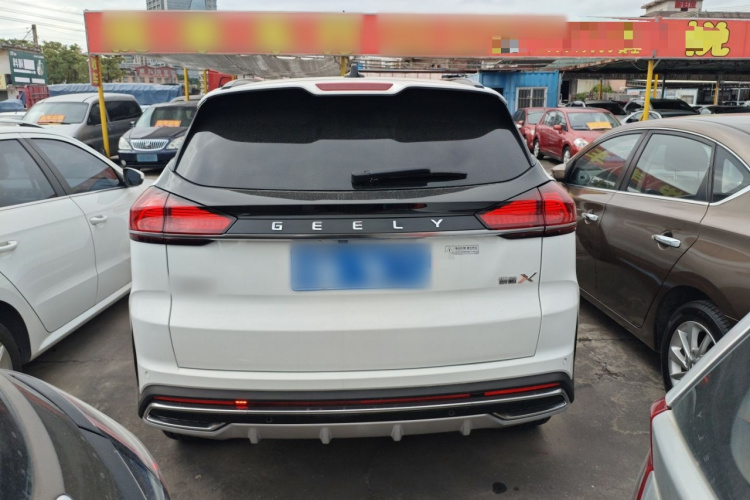 吉利汽车 2022款 博越X 1.8TD DCT智尊型车身外观6004
