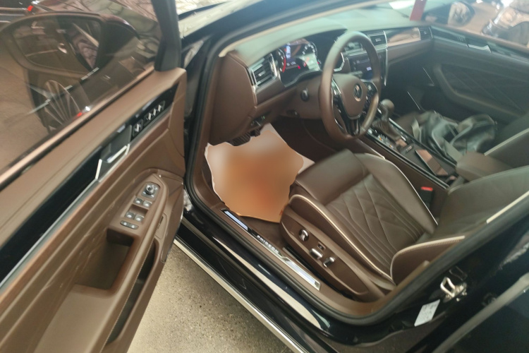 大众 辉昂 2021款 380TSI 尊贵版中控内饰7003