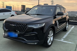 众泰T700 2017款 1.8T 双离合尊享型