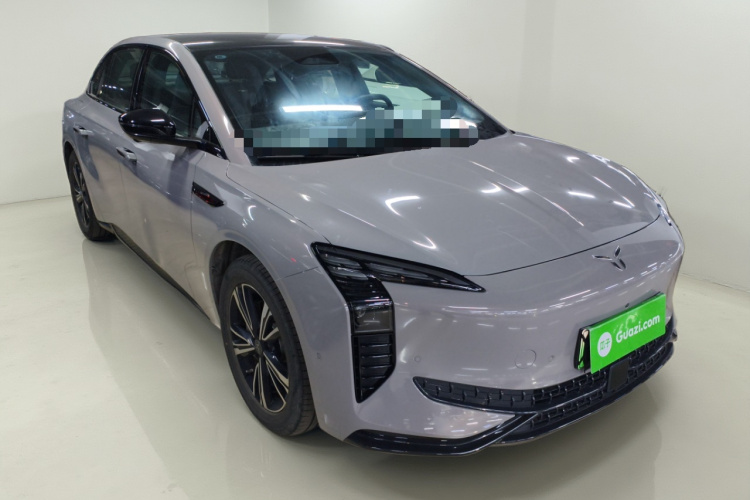 红旗EH7 2024款 690 Pro车身外观3