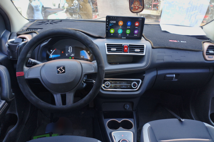 思皓 花仙子 2021款 200km 经典型中控内饰12