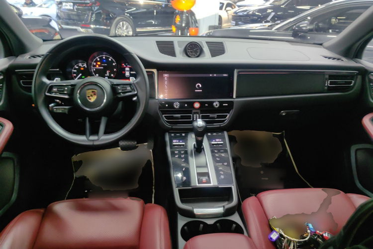 保时捷 2023款 Macan 2.0T中控内饰7002