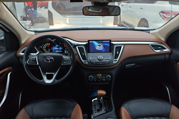 东南DX7 2018款 1.5T 自动荣耀版中控内饰12