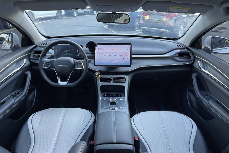 比亚迪 驱逐舰05 2024款 荣耀版 DM-i 55KM 豪华型中控内饰7004