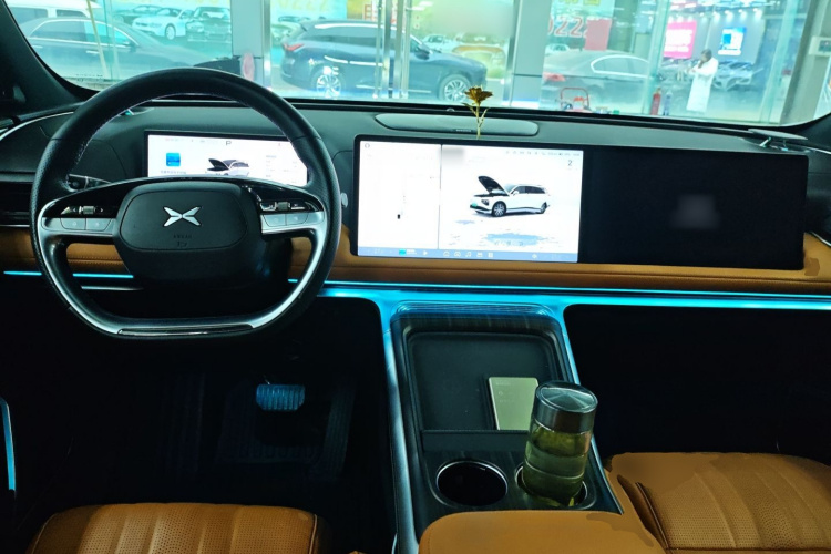 小鹏G9 2022款 702 Pro中控内饰12