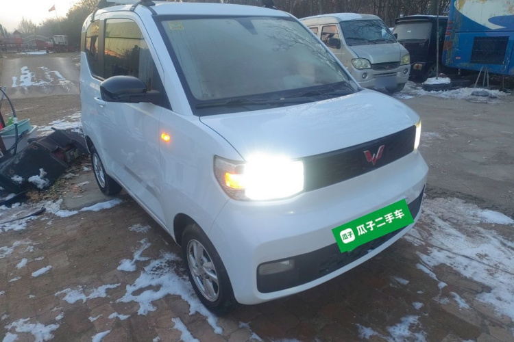 五菱汽车 宏光MINIEV 2020款 自在款 三元锂车身外观3