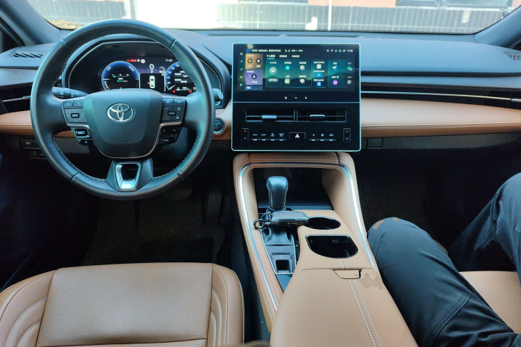 丰田 亚洲龙 2024款 双擎 2.0L 豪华版中控内饰12