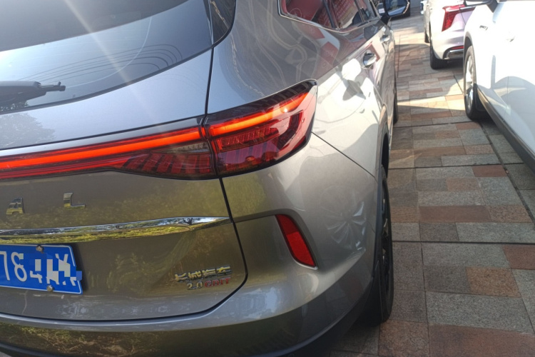 哈弗H6 2021款 第三代 2.0T 自动两驱Max车身外观9