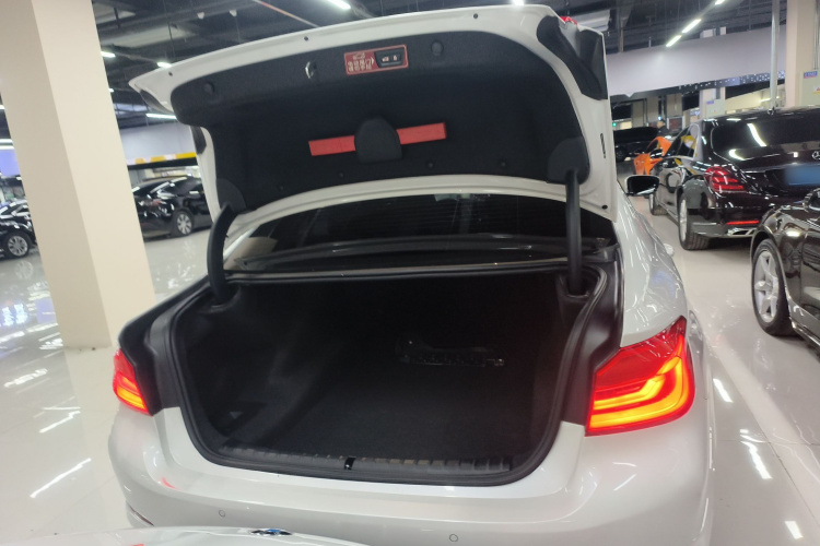 宝马5系 2020款 530Li 尊享型 豪华套装局部细节23