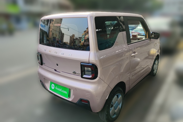 吉利银河 2023款 熊猫mini 200km 耐力熊车身外观7