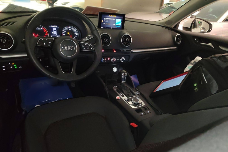 奥迪A3 2020款 Sportback 35 TFSI 进取型 国VI中控内饰7002