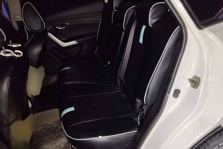 启辰T90 2017款 2.0L 手动风尚版中控内饰7002