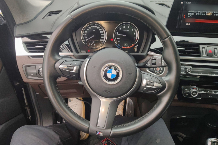 宝马X1 2021款 改款 sDrive25Li 领先型局部细节13