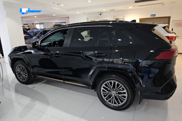 丰田 威兰达 2024款 2.0L CVT四驱豪华PLUS版车身外观6005