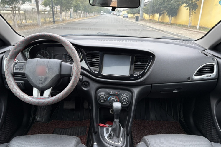 菲亚特 菲翔 2012款 1.4T 自动劲享版中控内饰7001