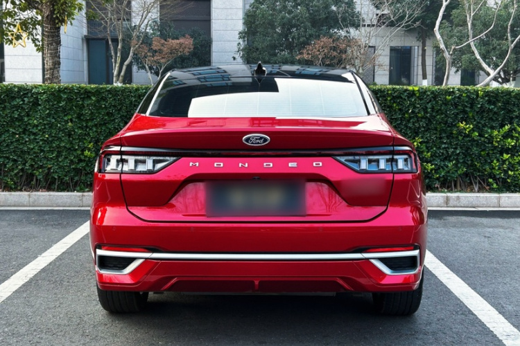 福特 蒙迪欧 2023款 EcoBoost 245 至尊型车身外观6008