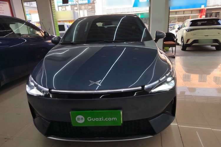 小鹏P5 2022款 550E车身外观2