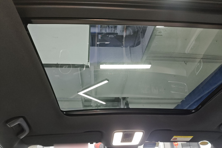 理想汽车 理想ONE 2021款 增程6座版局部细节22