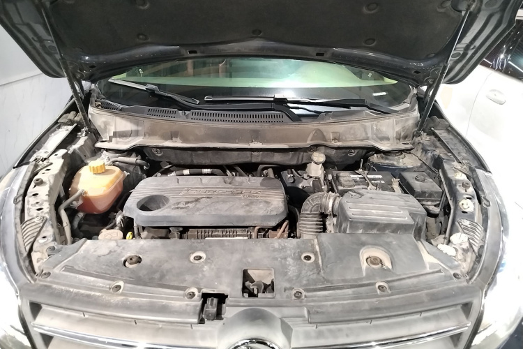 东风风光 风光580 2017款 1.5T CVT智尚型局部细节24