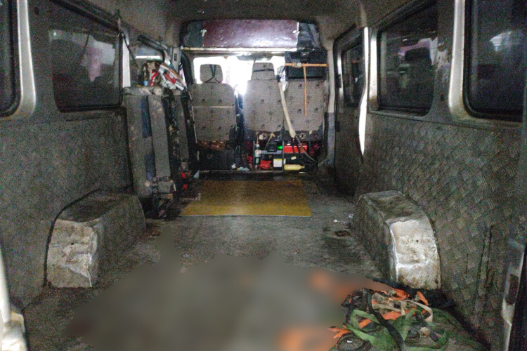 东风御风 御风 2021款 2.0T动力王前驱物流车长轴中顶6-9座国VI ZD20局部细节23