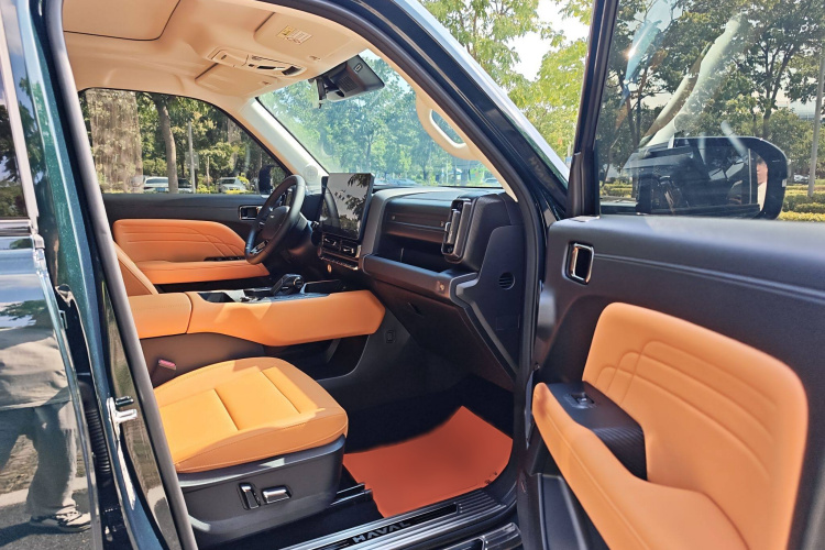 哈弗猛龙新能源 2024款 Hi4 145 Pro中控内饰7002