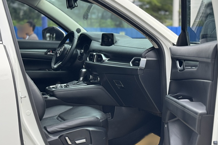 马自达CX-8 2019款 2.5L 四驱尊享型中控内饰7004
