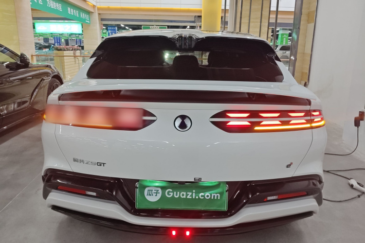 腾势Z9GT 2024款 1100四驱Ultra版车身外观6