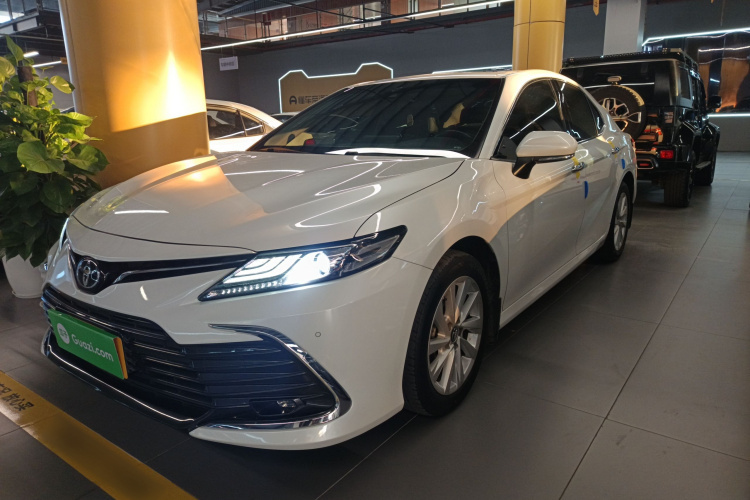 丰田 凯美瑞 2021款 2.0G 豪华版车身外观4