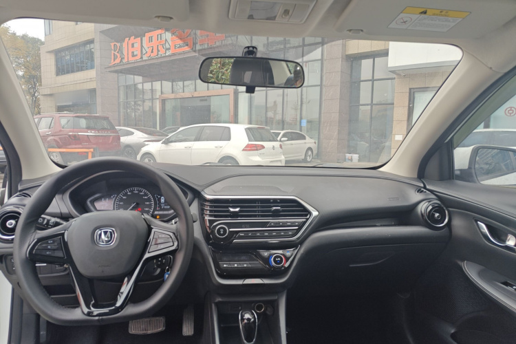 长安 悦翔 2019款 1.5L DCT 联动云版中控内饰12