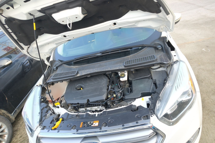 福特 翼虎 2018款 EcoBoost 180 两驱铂翼型局部细节24