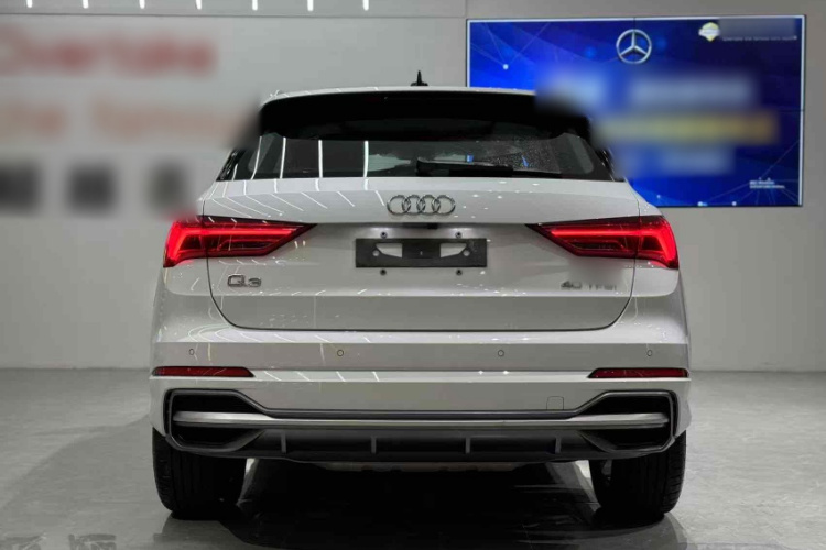 奥迪Q3 2023款 40 TFSI 时尚动感型车身外观6003