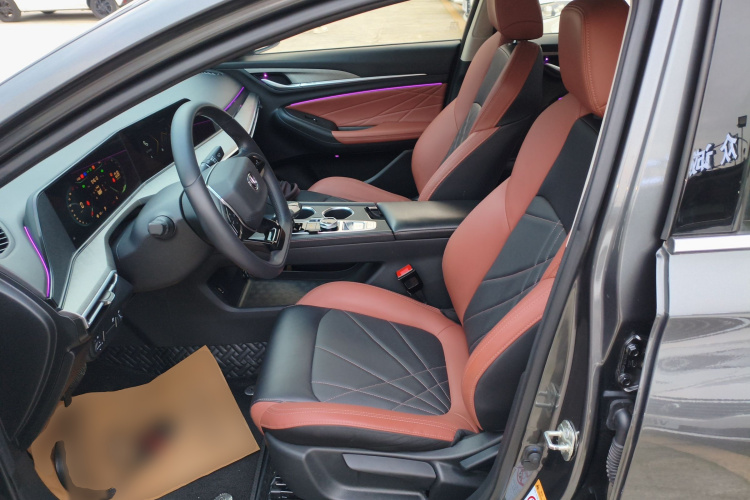 长安 逸动 2022款 PLUS 蓝鲸NE 1.4T GDI DCT尊贵版局部细节19