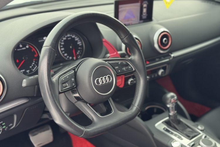 奥迪A3 2019款 Limousine 35 TFSI 运动型 国VI中控内饰7003