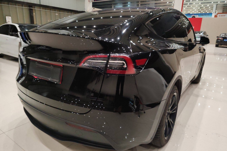 特斯拉 Model Y 2022款 改款 后轮驱动版车身外观6005