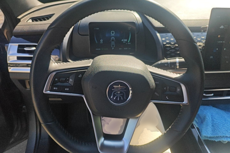 比亚迪 秦PLUS 2023款 EV 510KM 出行版中控内饰13