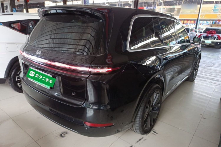 理想汽车 理想L9 2022款 Max车身外观7