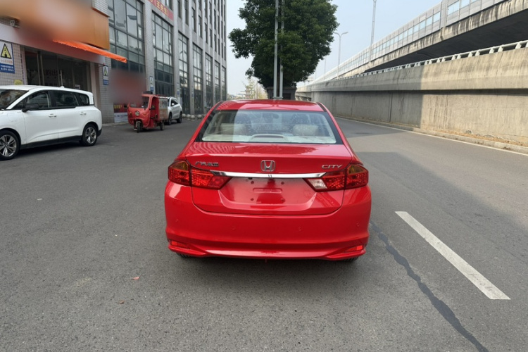 本田 锋范 2015款 1.5L CVT舒适版车身外观6005