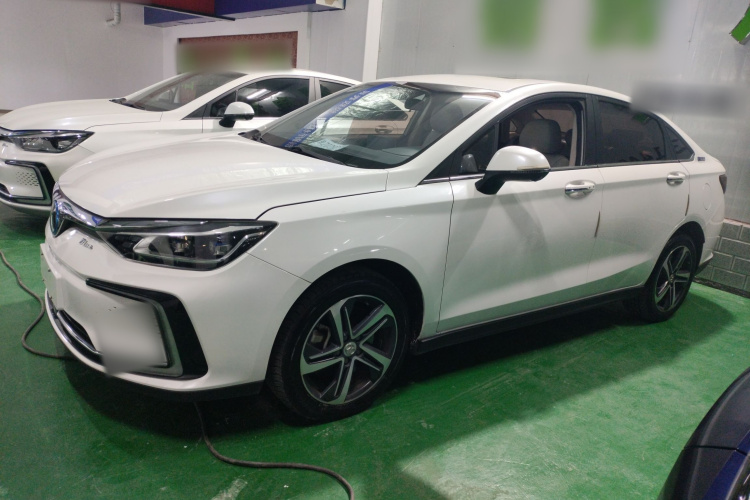 北京汽车 北京EU5 2019款 R600 智潮版车身外观6003