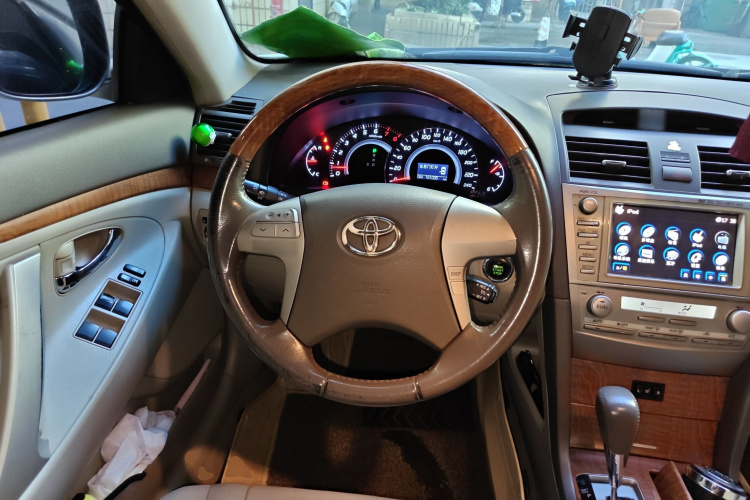 丰田 凯美瑞 2010款 200G NAVI豪华导航版中控内饰13