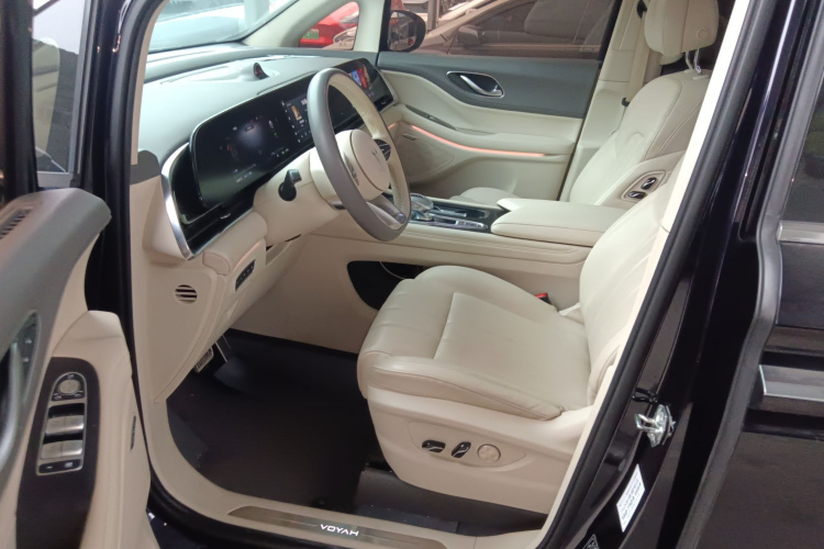 岚图汽车 岚图梦想家 2022款 低碳版 想+智驾包局部细节19