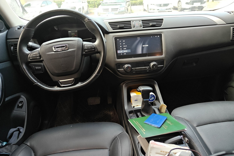 观致5 2018款 改款 1.6T 自动领先型中控内饰7002