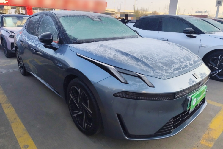 领克07 2024款 EM-P 126长续航 Ultra车身外观3