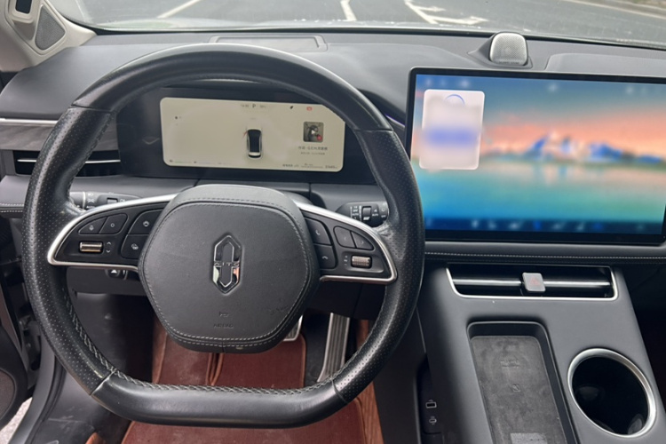 鸿蒙智行 问界M5 2022款 增程后驱标准版中控内饰7003